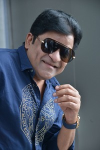 Ali interview Photos( F3 Movie )